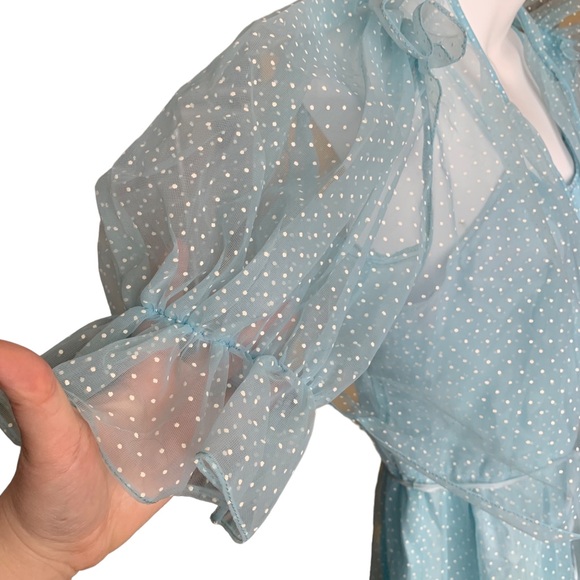 VINTAGE BABY BLUE FORMAL GOWN (VINTAGE SIZING 9/10) - Picture 5 of 11